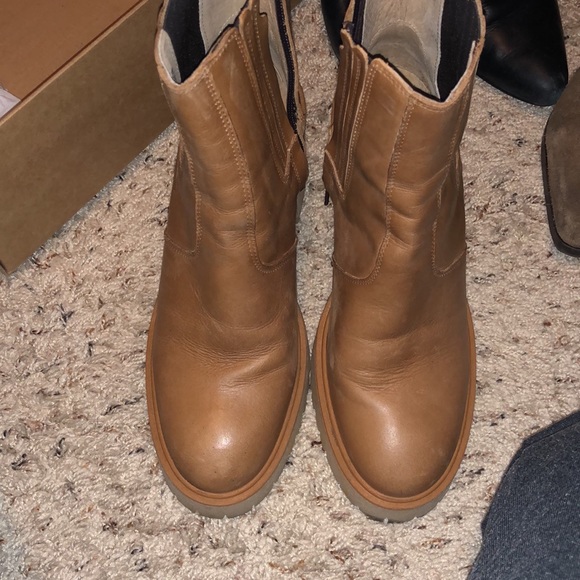 Free People James Chelsea Boots - Picture 8 of 8